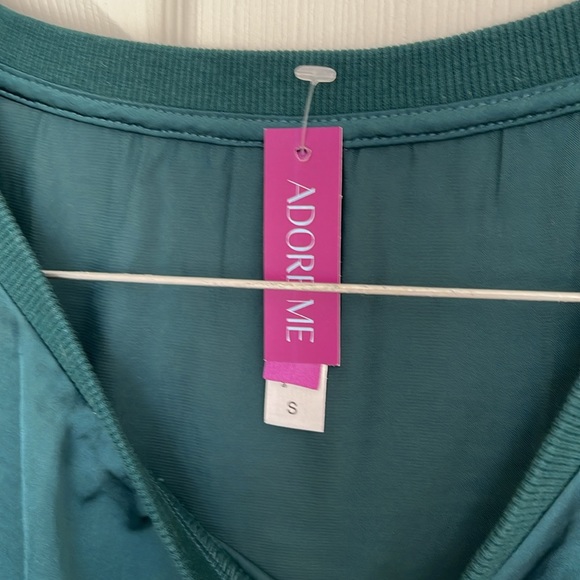 Adore Me silk pajamas - Picture 2 of 4